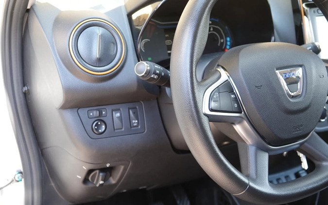 Dacia Spring cena 63000 przebieg: 28700, rok produkcji 2021 z Warta małe 137